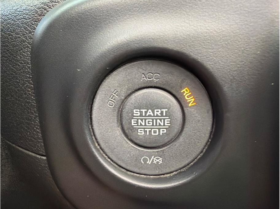 Used 2021 Jeep Wrangler Sport AWD/4WD image 25