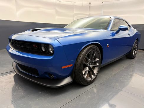 Used 2021 Dodge Challenger R/T Scat Pack RWD image 3