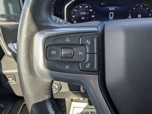 Used 2024 Chevrolet Silverado 1500 LT AWD/4WD image 15