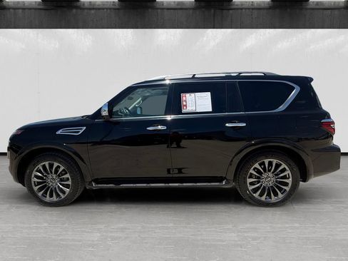 Used 2024 Nissan Armada Platinum w/ Captain's Chairs Package RWD image 2