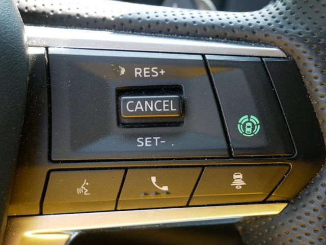 Used 2024 Mitsubishi Outlander SEL AWD/4WD image 18
