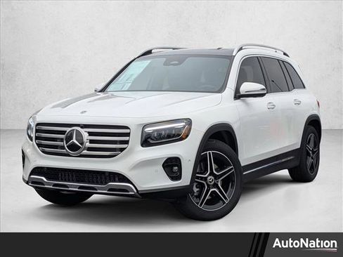 New 2026 Mercedes-Benz GLB 250 4MATIC image 1