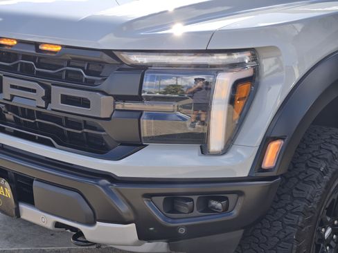 Used 2026 Ford F150 Raptor AWD/4WD image 6