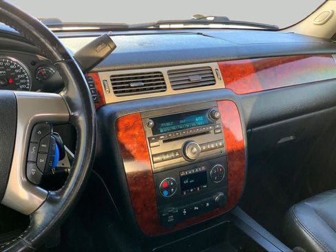 Used 2011 Chevrolet Avalanche LT w/ Texas Edition RWD image 3