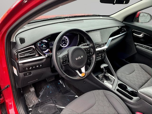 Used 2022 Kia Niro LXS FWD image 17