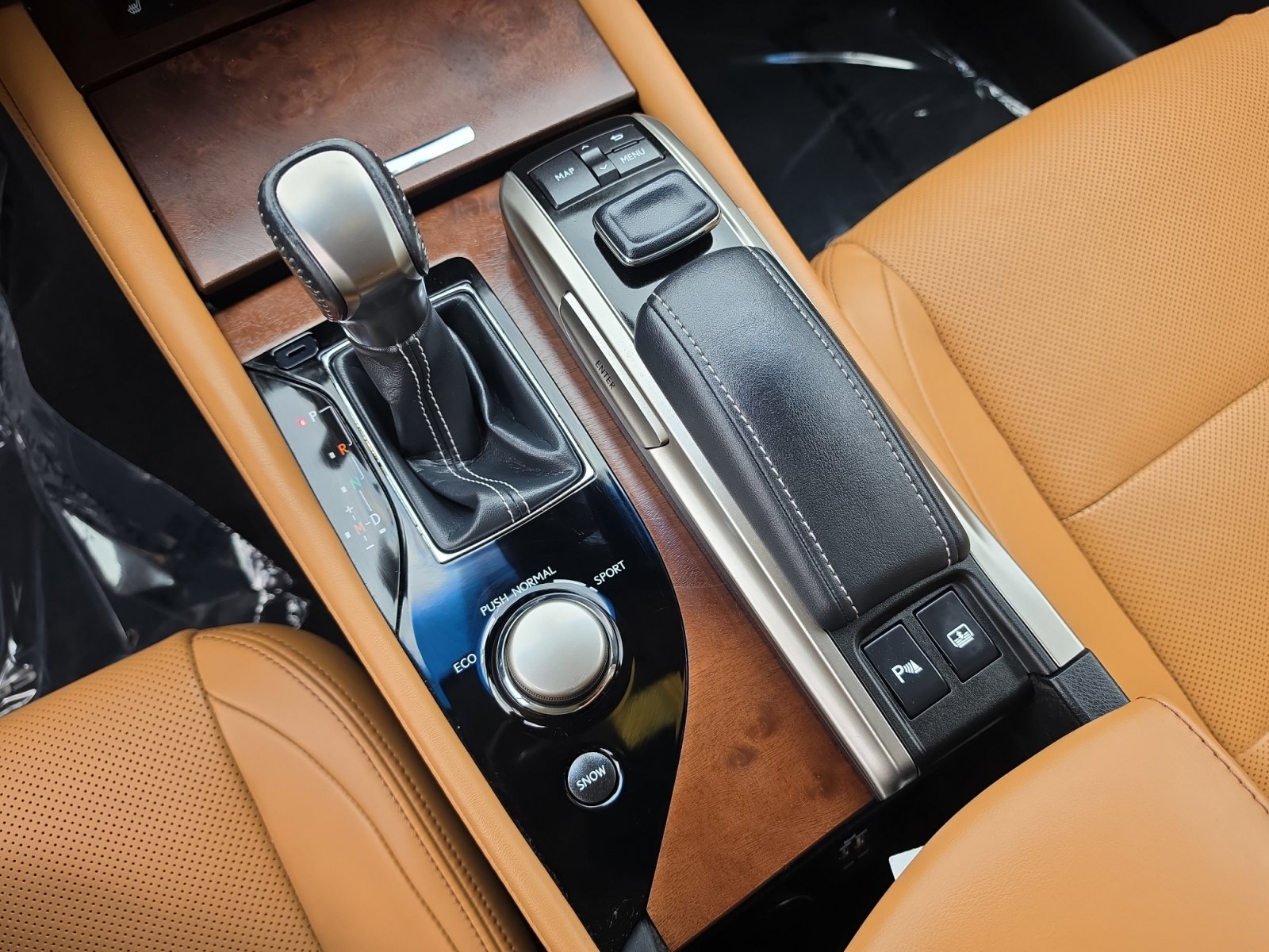 Used 2019 Lexus GS 350 AWD w/ Premium Package image 18