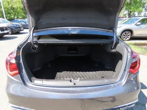 Used 2018 Acura RLX w/ Technology Package FWD image 9