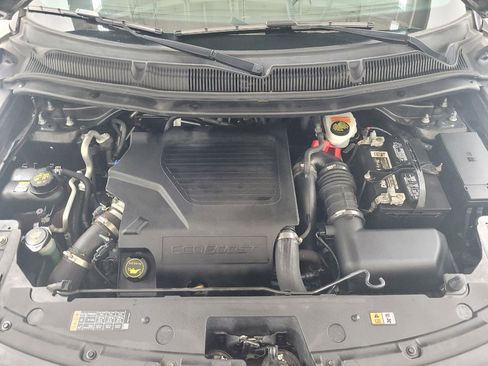 Used 2017 Ford Explorer Sport w/ Equipment Group 401A AWD/4WD image 30