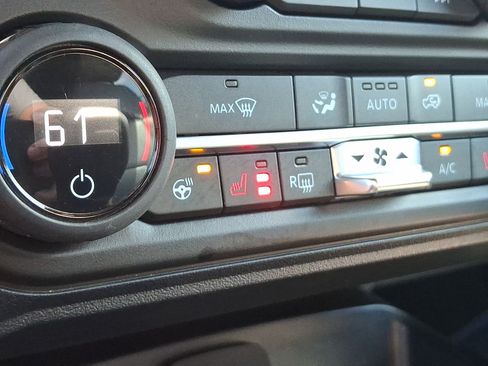 Used 2021 Ford Bronco Wildtrak AWD/4WD image 26