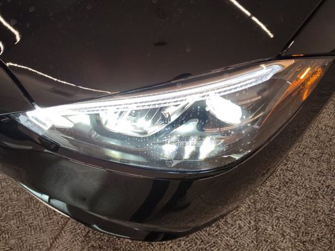 Used 2026 Mercedes-Benz C 300 Sedan image 10