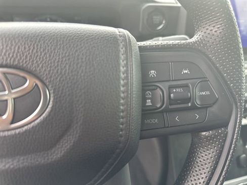 Used 2025 Toyota Tacoma SR image 11