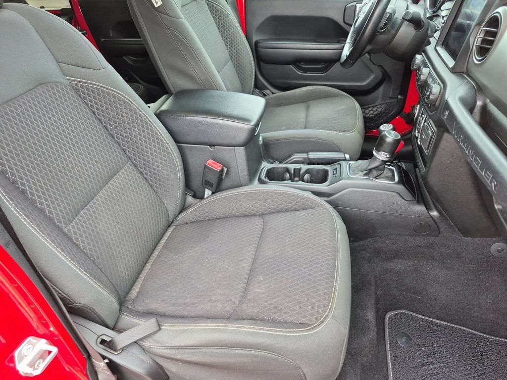 Used 2021 Jeep Wrangler Unlimited Sport AWD/4WD image 17
