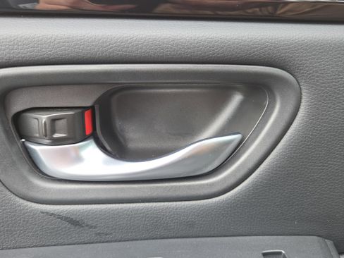 Used 2023 Honda Pilot Sport image 27