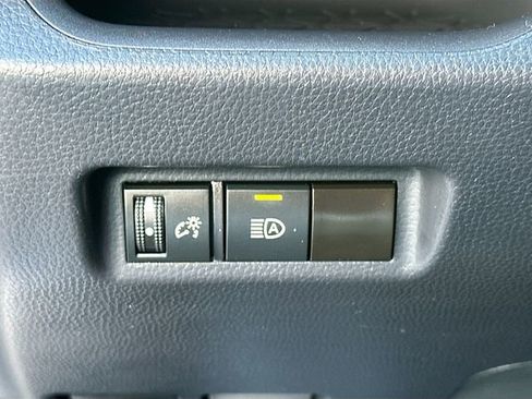 Used 2024 Toyota RAV4 XLE FWD image 10