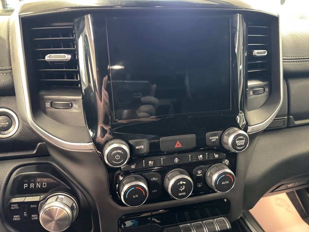 Used 2022 RAM 1500 Laramie w/ Sport Appearance Package AWD/4WD image 20
