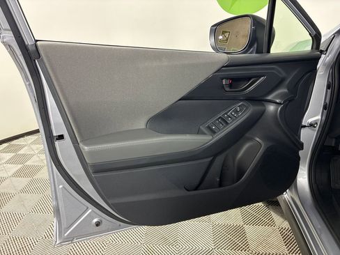 Certified 2025 Subaru Crosstrek 2.0i Premium image 29