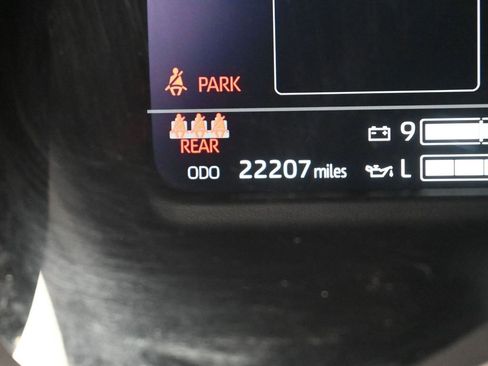 Used 2023 Toyota Tundra Platinum image 21