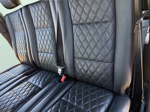 Used 2018 Mercedes-Benz G 63 AMG 4MATIC image 32