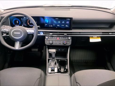 Certified 2026 Hyundai Tucson SE image 5