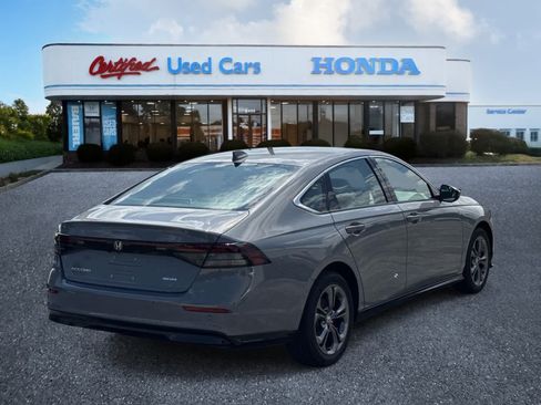 Used 2025 Honda Accord EX-L image 5