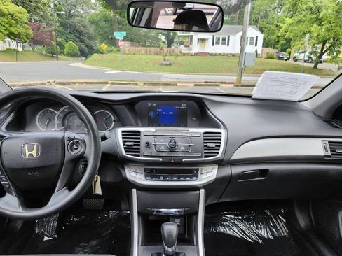 Used 2013 Honda Accord LX image 7