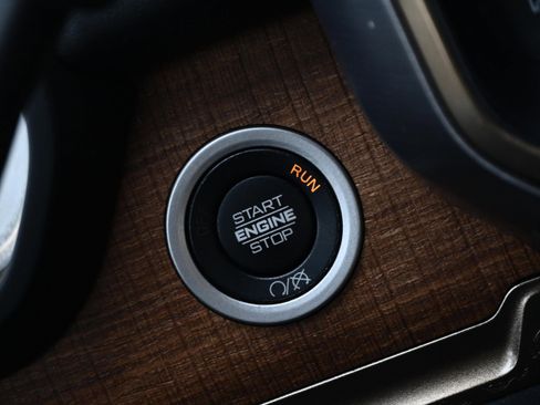 Used 2024 RAM 3500 Limited w/ Safety Group image 33