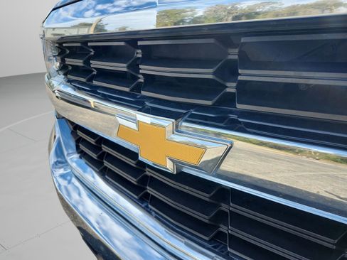 Used 2017 Chevrolet Silverado 1500 LT w/ Texas Edition image 22