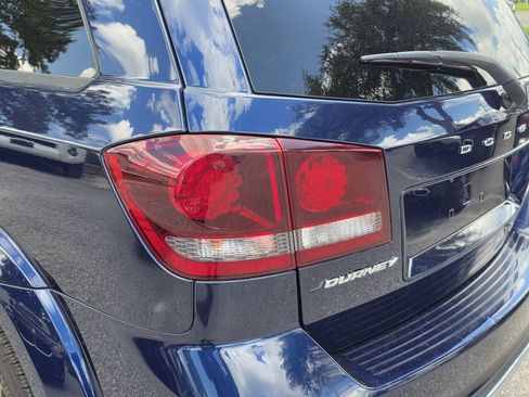 Used 2019 Dodge Journey Crossroad FWD image 7