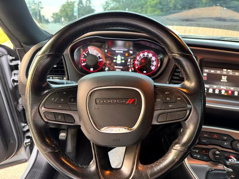 Used 2021 Dodge Challenger SXT w/ Blacktop Package image 13