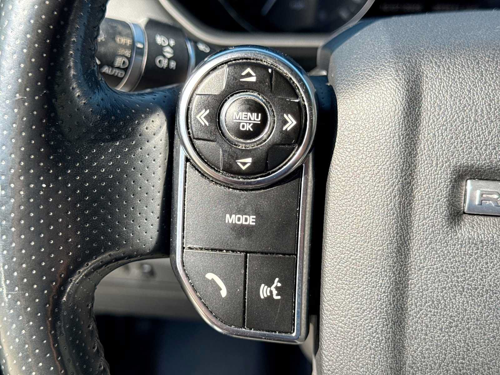 Used 2015 Land Rover Range Rover Sport HSE AWD/4WD image 23