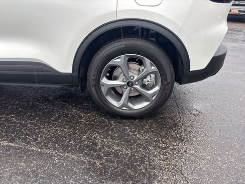 New 2026 Ford Escape ST-Line w/ Tech Pack #1 image 12