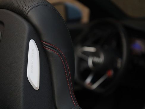 Used 2020 Audi R8 V10 w/ Carbon Exterior Package image 19