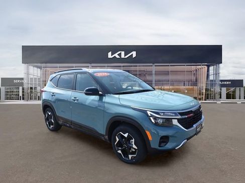 New 2026 Kia Seltos S FWD image 11