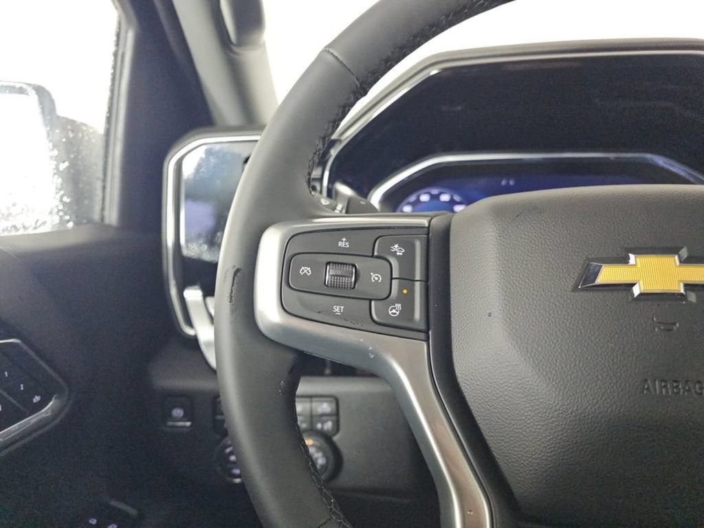 Used 2026 Chevrolet Silverado 1500 LTZ AWD/4WD image 39