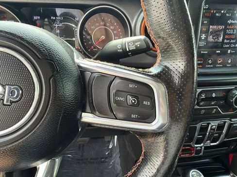 Used 2021 Jeep Gladiator Mojave AWD/4WD image 33