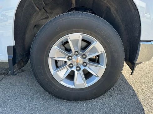 Used 2025 Chevrolet Silverado 1500 LT image 6