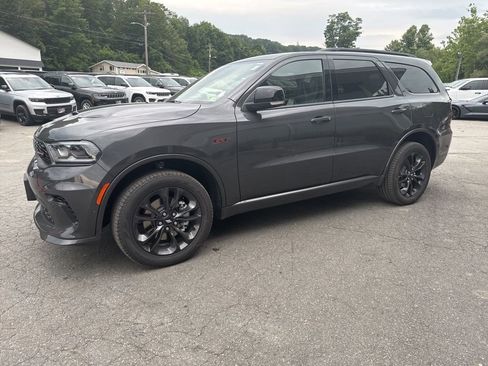 New 2025 Dodge Durango GT image 3