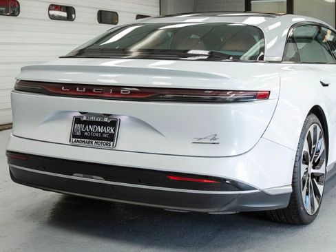Used 2022 Lucid Air Grand Touring image 35
