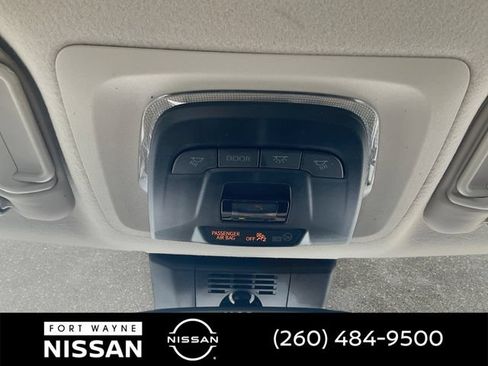 Used 2024 Toyota Corolla LE FWD image 17