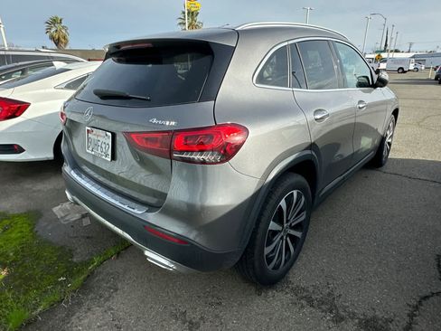 Used 2023 Mercedes-Benz GLA 250 4MATIC image 2