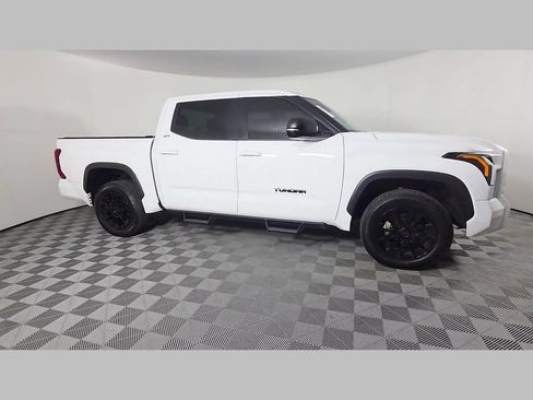 Used 2024 Toyota Tundra SR5 w/ SR5 Premium Package AWD/4WD image 35