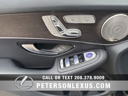 Used 2021 Mercedes-Benz GLC 300 GLC 300 image 21