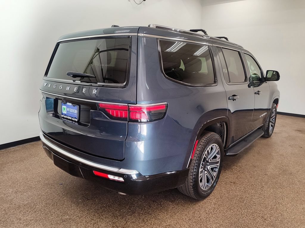 Used 2023 Jeep Wagoneer 4WD w/ Premium Group I image 6