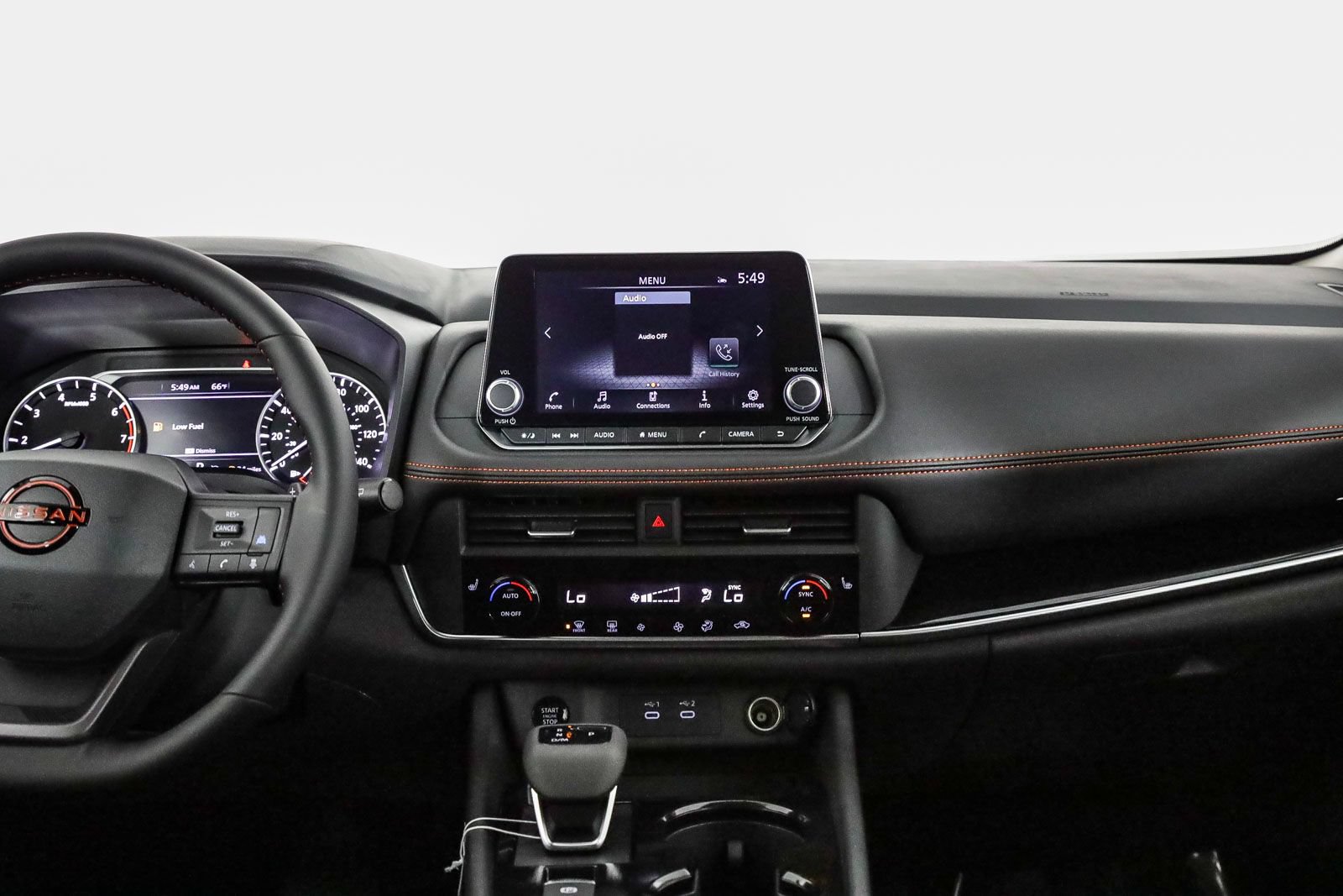 Used 2025 Nissan Rogue SV AWD/4WD image 15