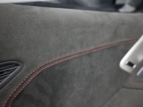 Used 2023 Chevrolet Corvette Stingray Premium Conv w/ Z51 Performance Package image 13