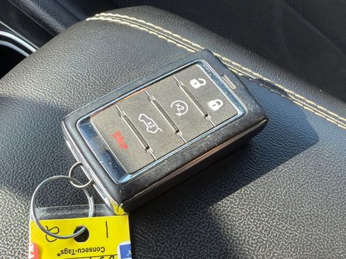 Used 2024 Jeep Grand Cherokee L Laredo AWD/4WD image 27