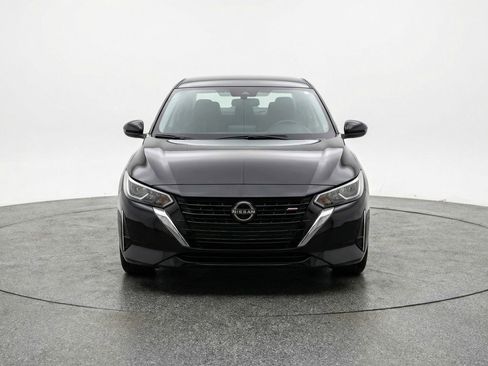 Used 2025 Nissan Sentra SV image 1
