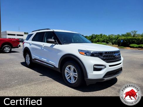Certified 2021 Ford Explorer XLT w/ Equipment Group 202A AWD/4WD image 9