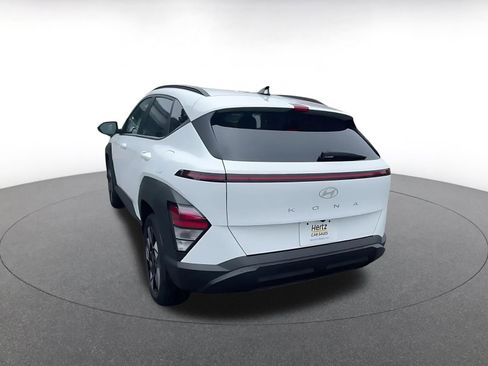 Used 2025 Hyundai Kona SEL image 11