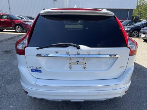 Used 2017 Volvo XC60 T5 Inscription FWD image 7